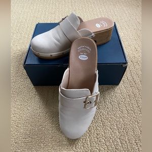 Dr. Scholl’s Classic Clog, White Size 8.5